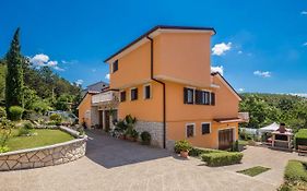 Apartment Karmel